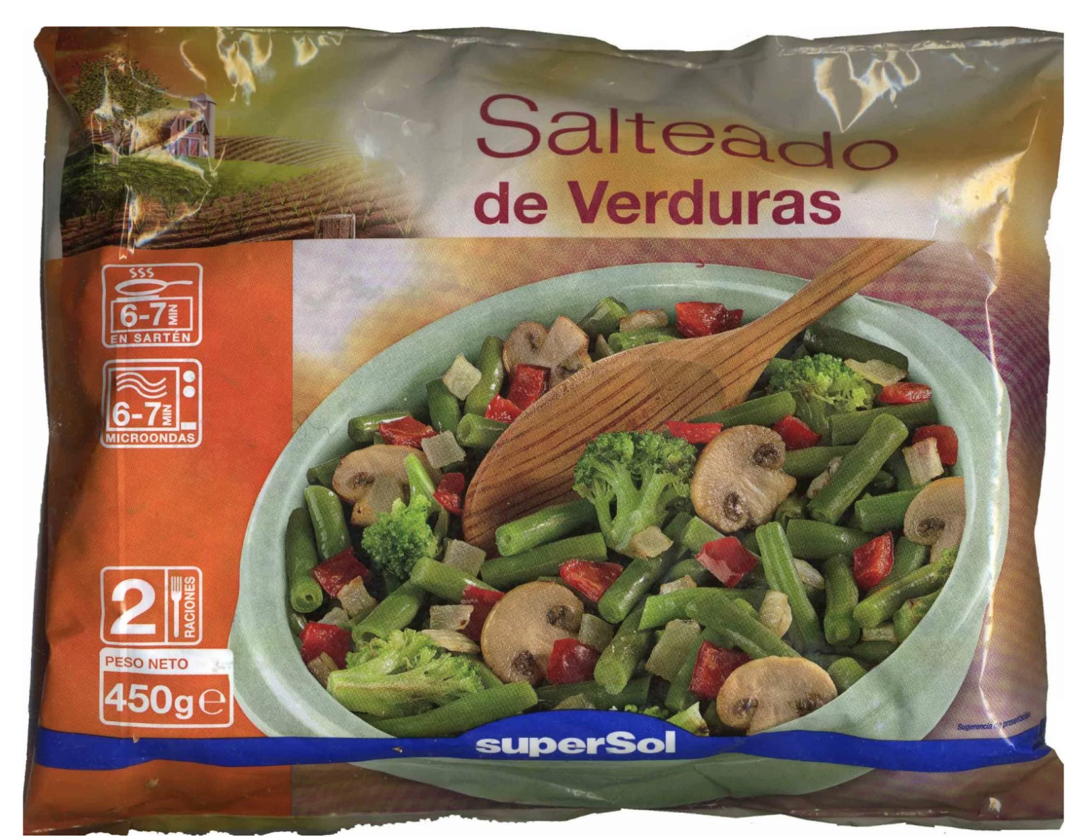 Salteado de verduras con caballa en conserva.